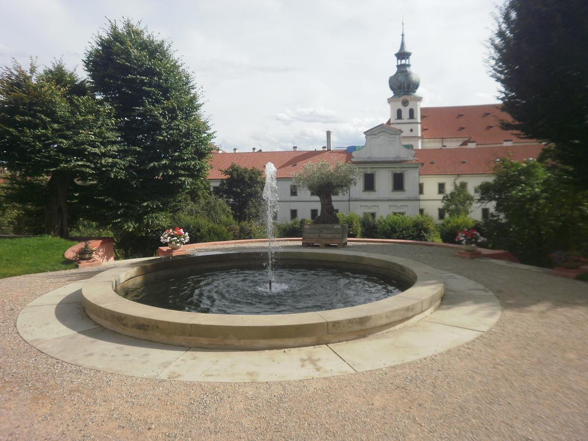 Apartricanova * Praga